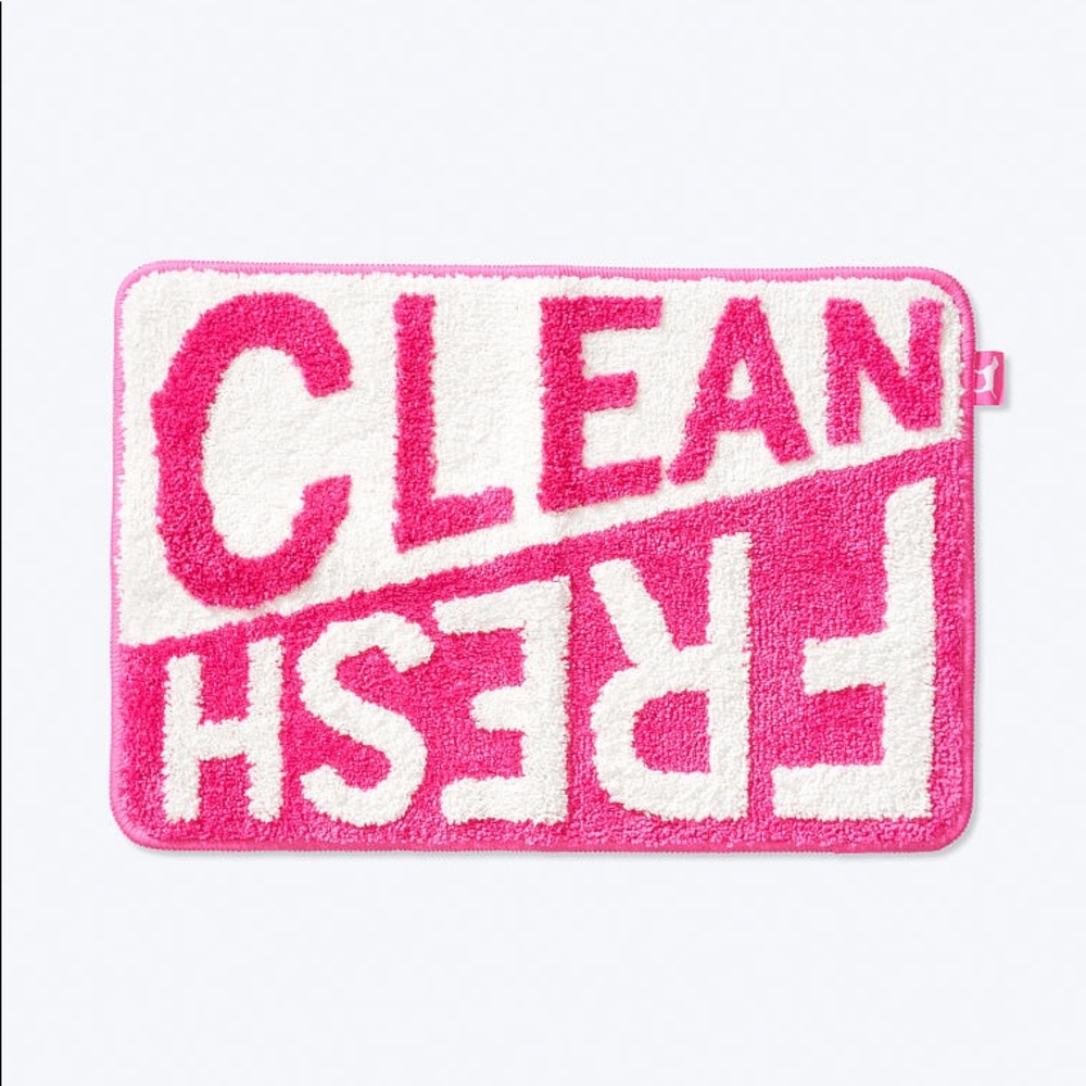 Victoria Secret PINK Fresh & Clean Bath Mat